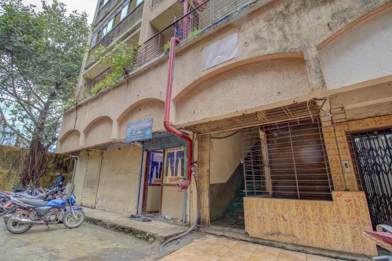 Hotel Della Comfort Near Ambreshwar Shiv Mandir, Ambernath Amarnāth Dış mekan fotoğraf