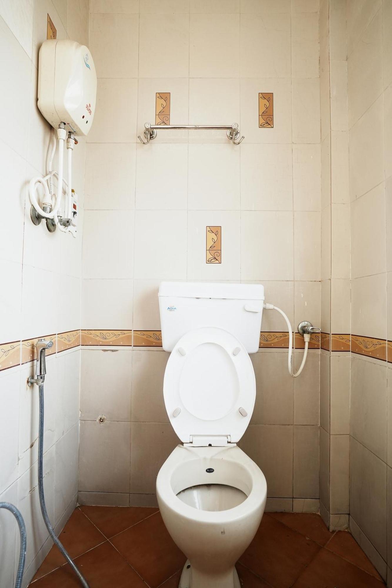 Hotel Della Comfort Near Ambreshwar Shiv Mandir, Ambernath Amarnāth Dış mekan fotoğraf
