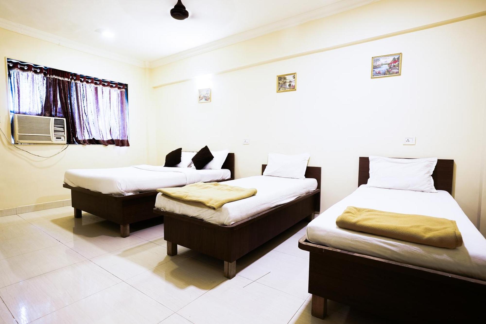Hotel Della Comfort Near Ambreshwar Shiv Mandir, Ambernath Amarnāth Dış mekan fotoğraf